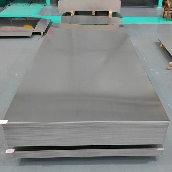 Titanium plade polering